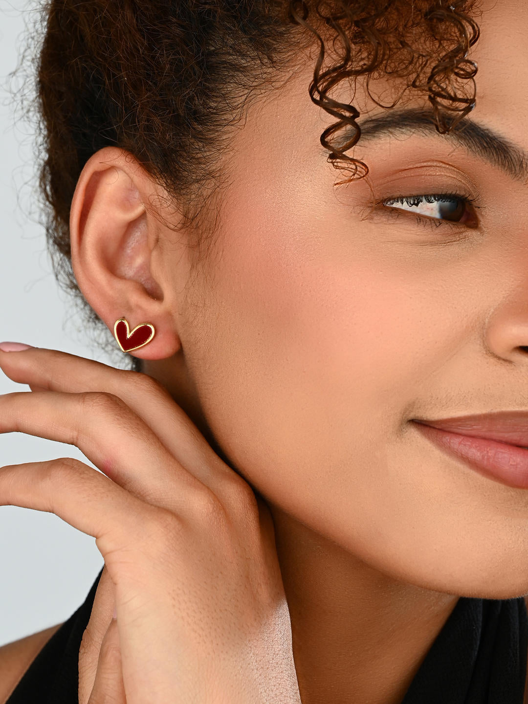 Scarlet Heart Studs