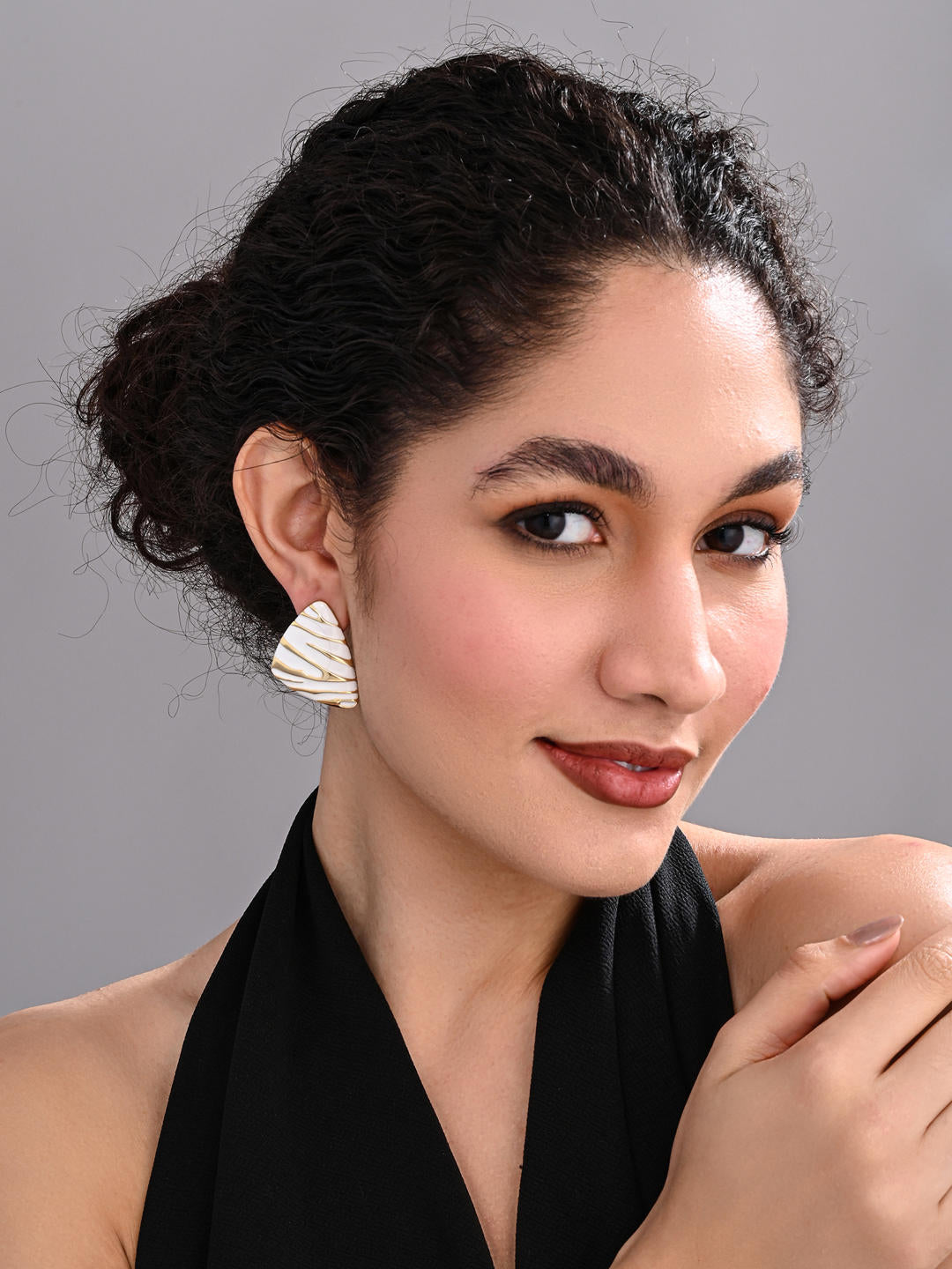 White Sand Dune Earrings