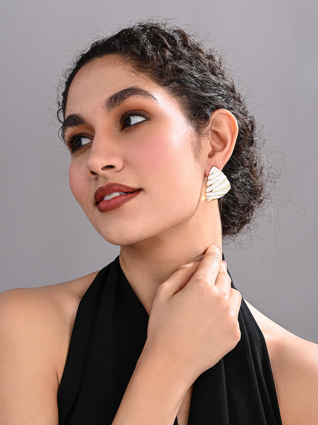 White Sand Dune Earrings