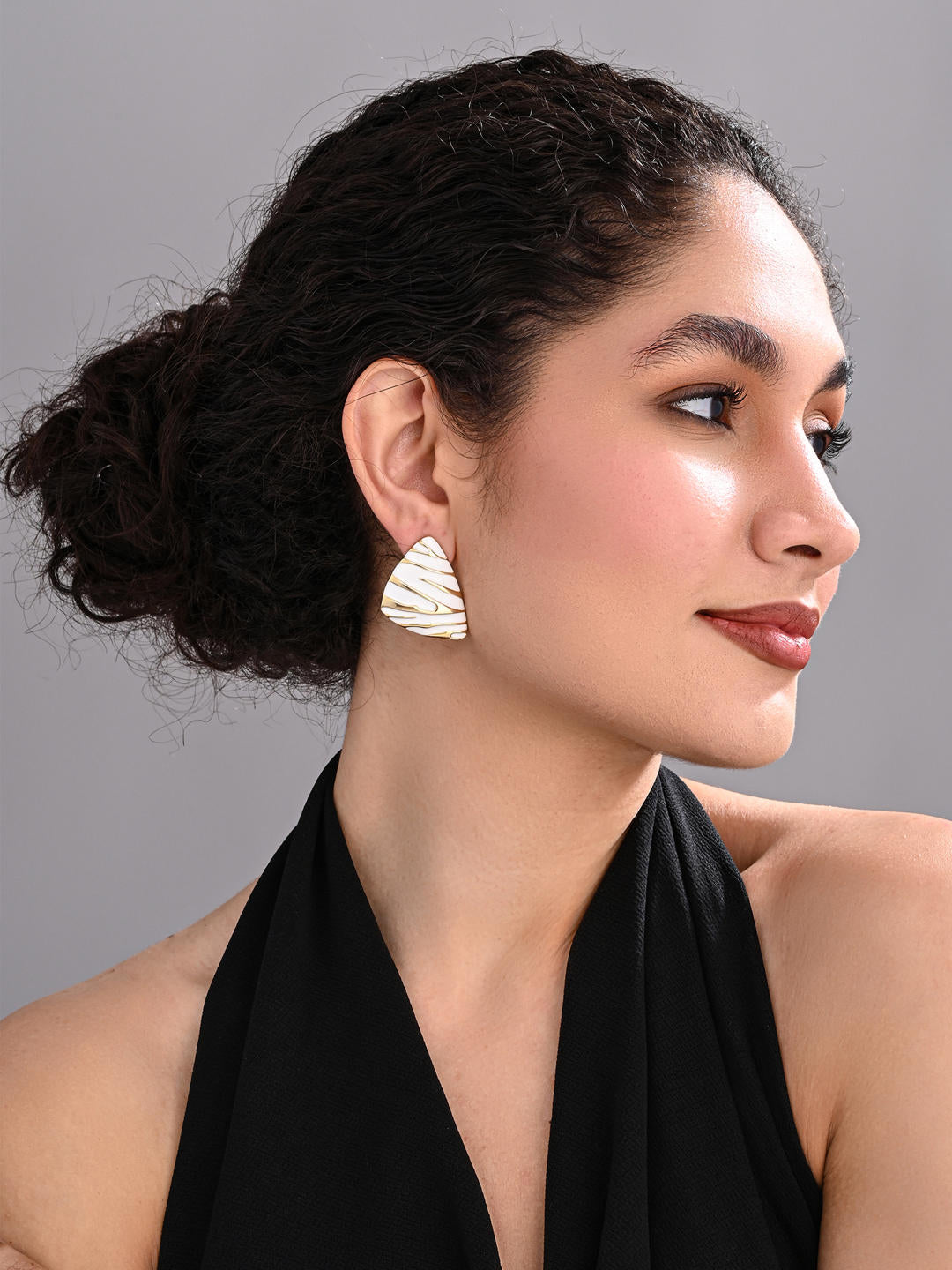 White Sand Dune Earrings
