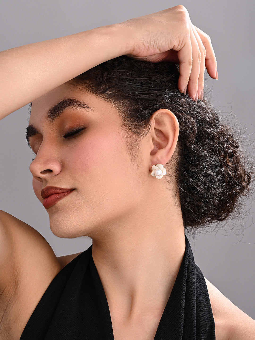 18k Gold Plated Pearl Petal Studs