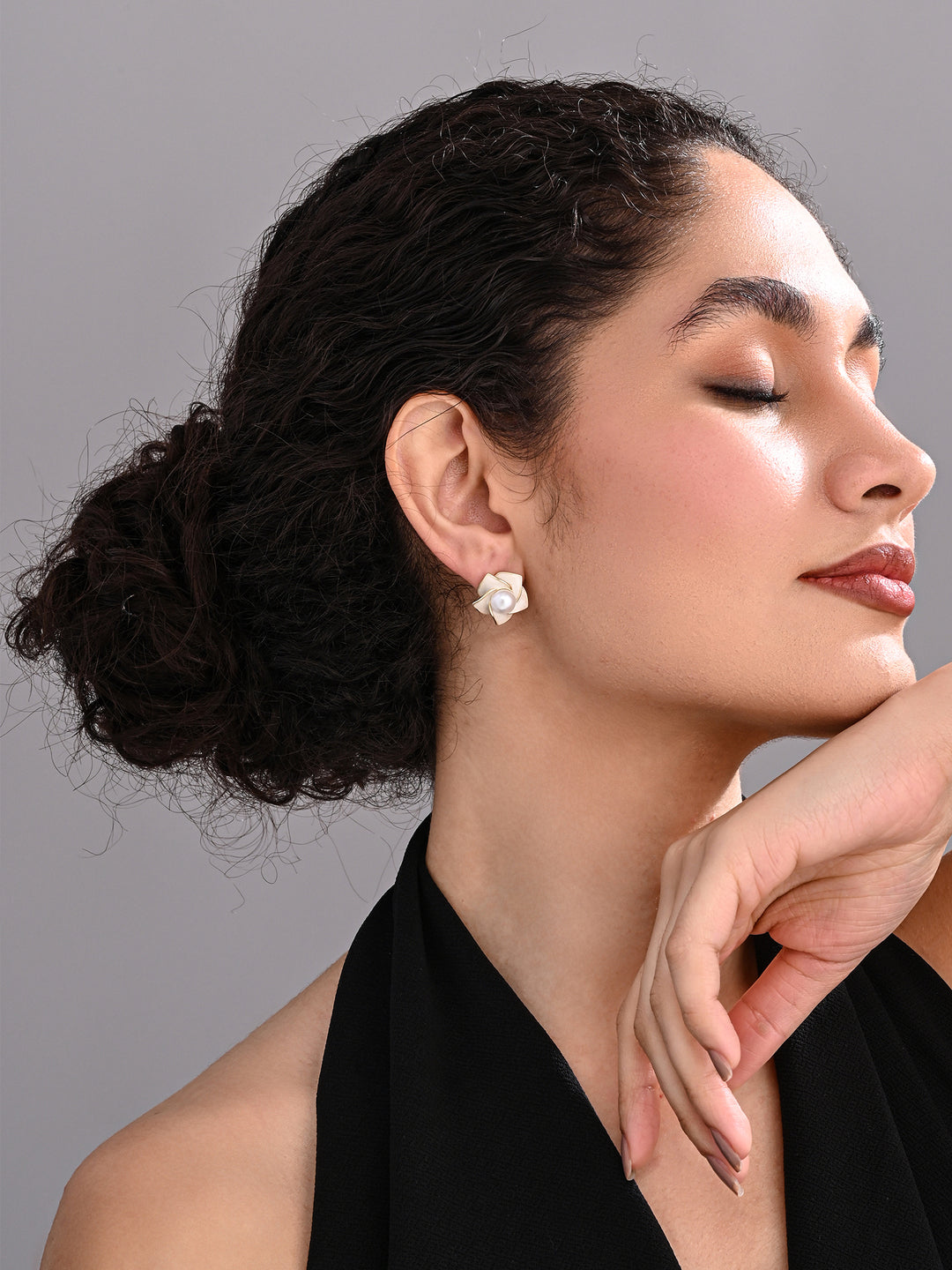 18k Gold Plated Pearl Petal Studs