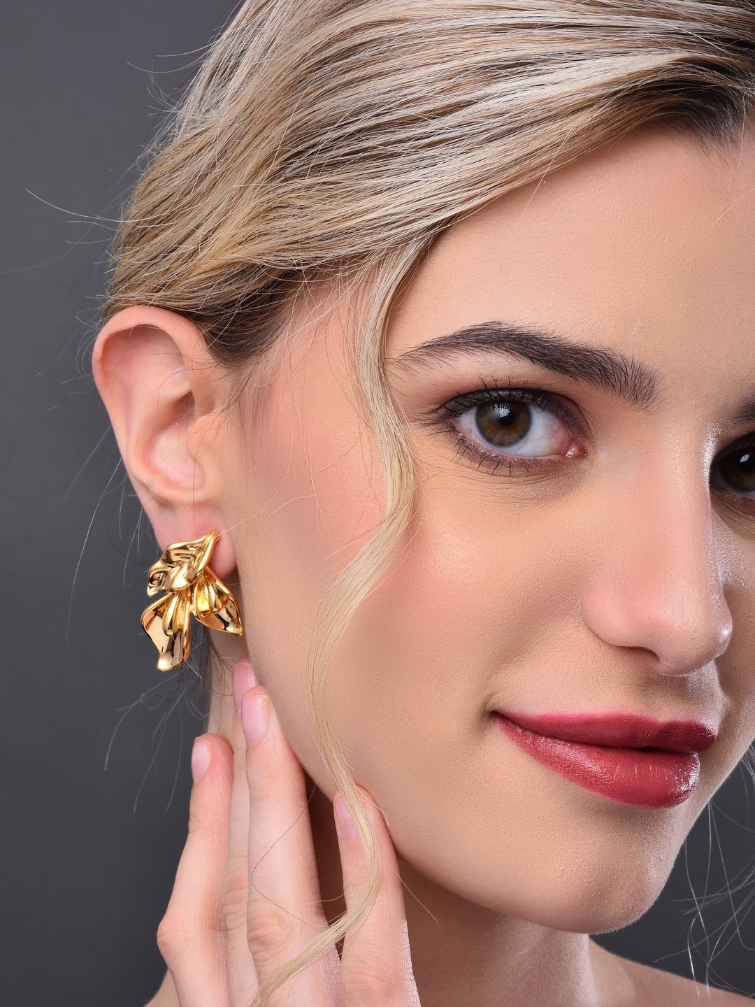Gold Leaf Shape Earring