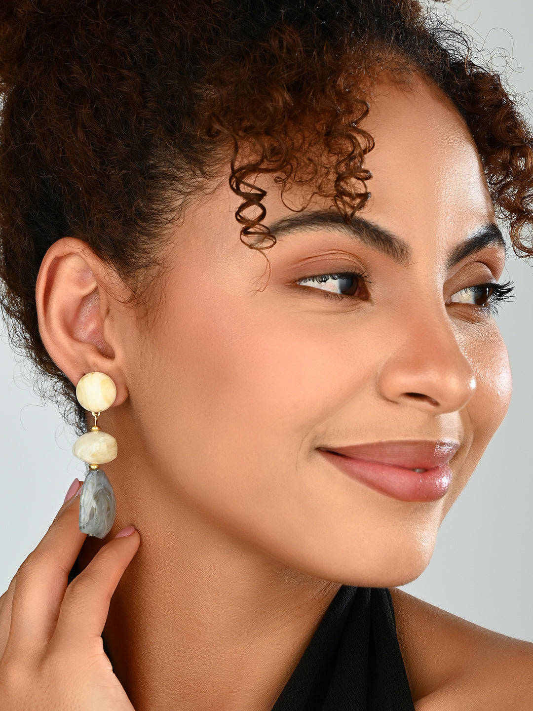 Stone Mist Drop Earring
