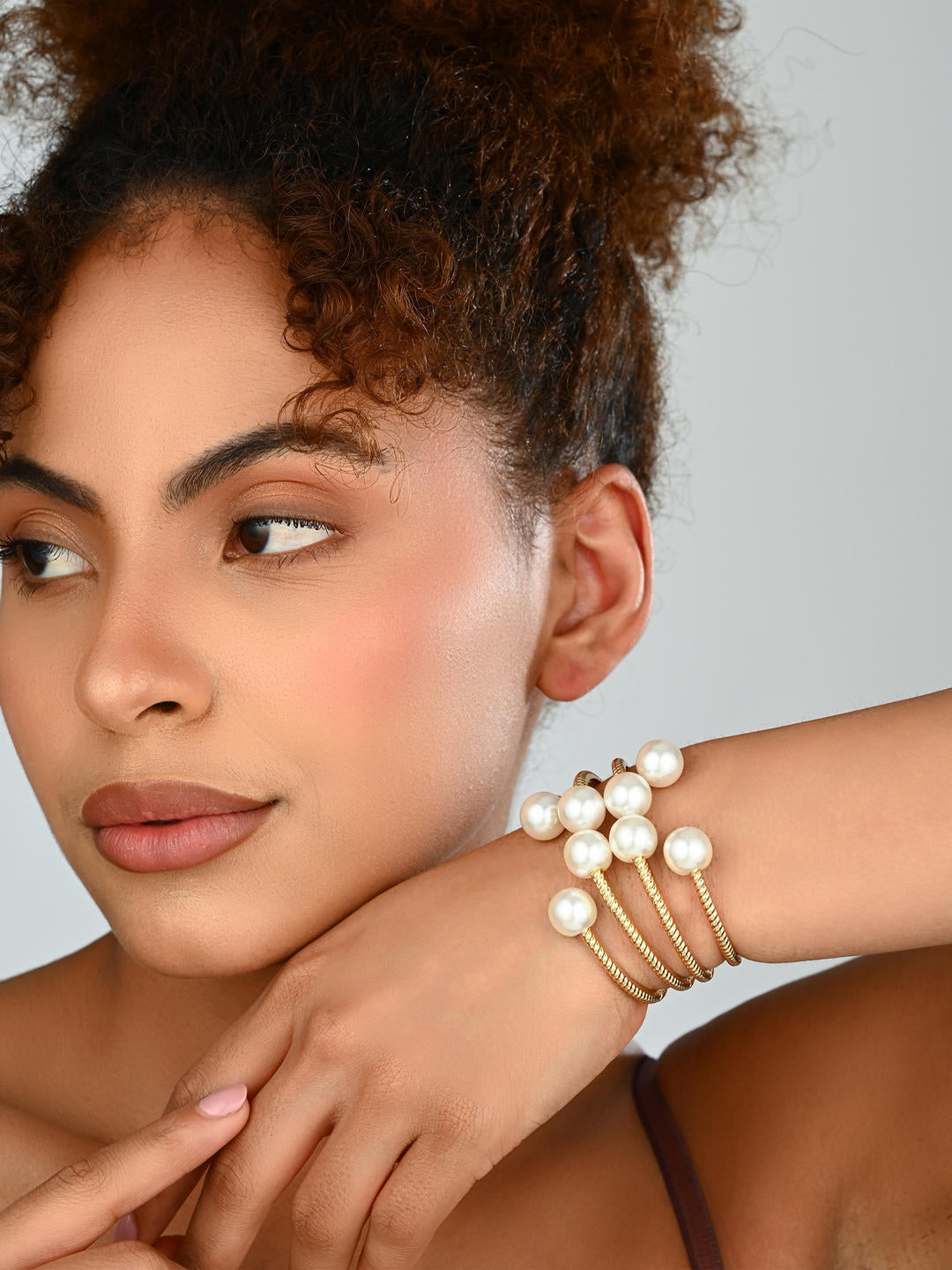 Gold Pearl Openable Bangle