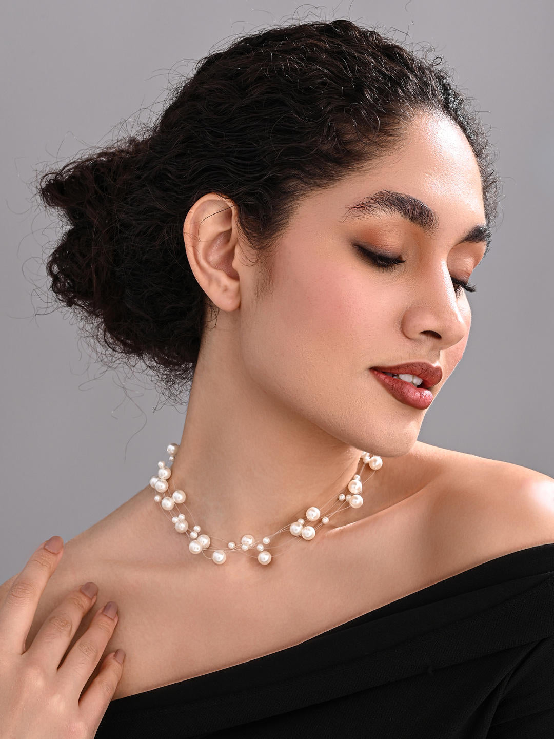 Stellar Pearl Drift Necklace