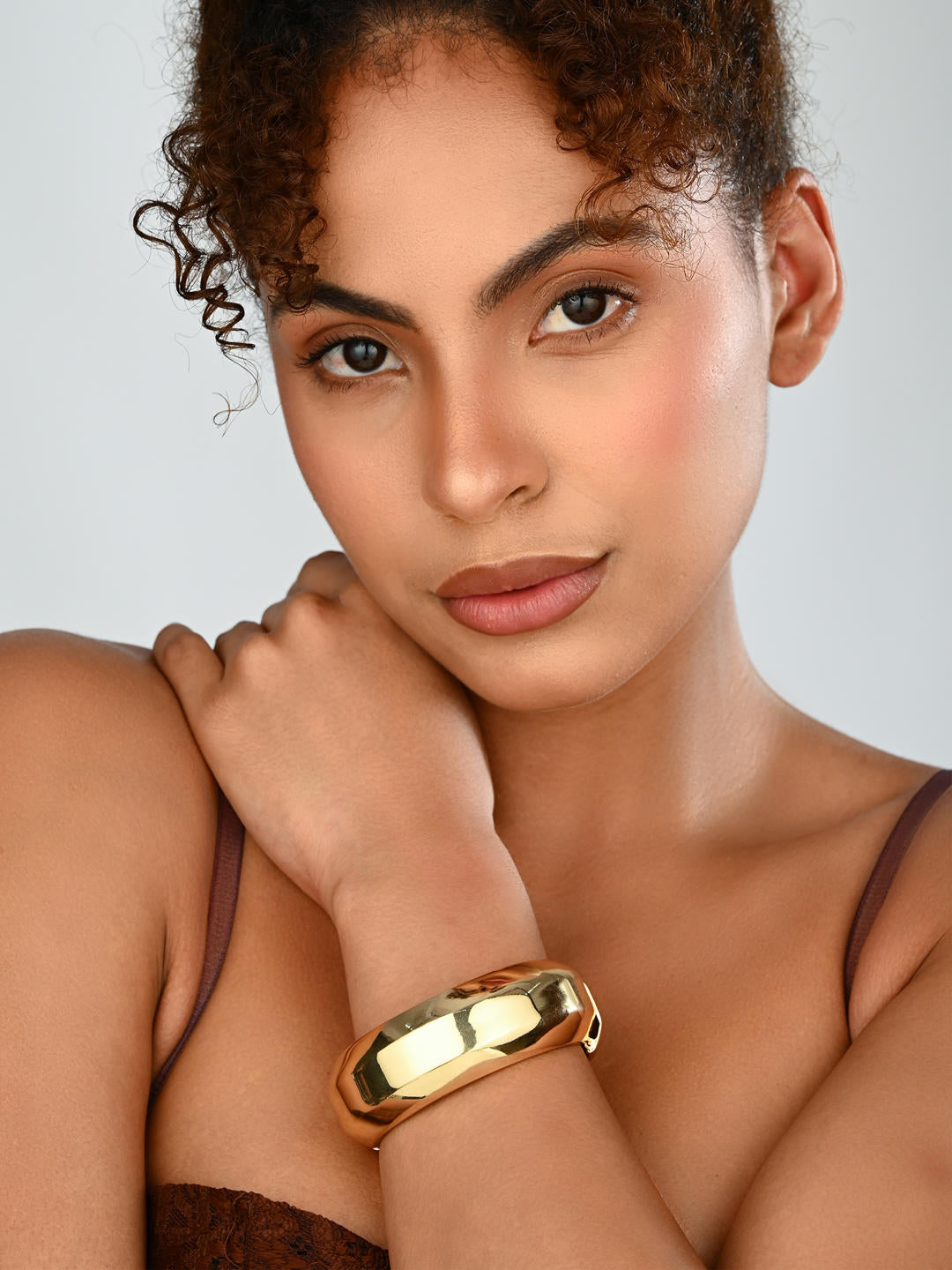Modern Chunky Gold Fashion Bangle