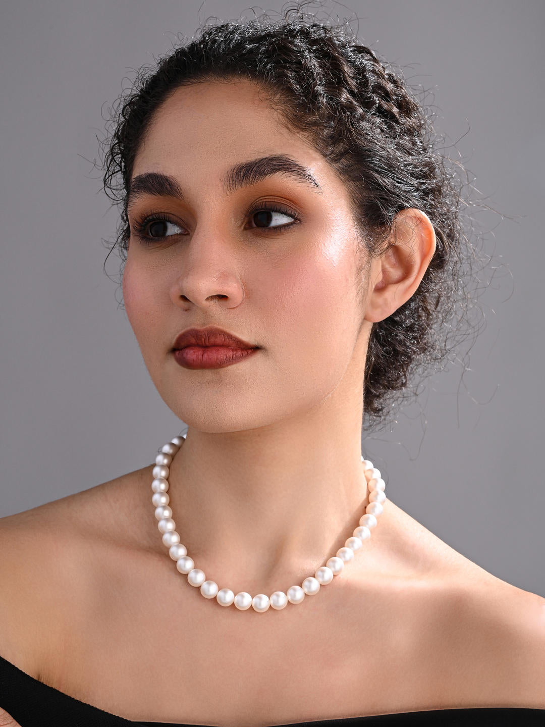 Luna Pearl Classic Necklace