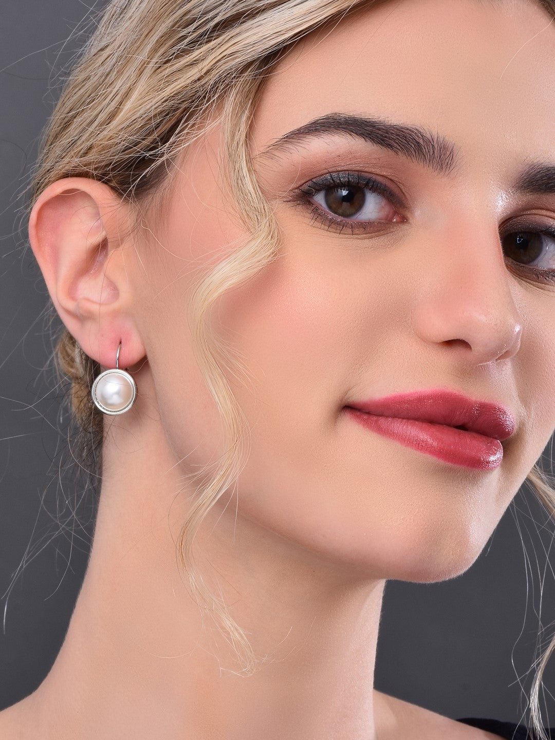 Rhodium Plated Pearl Drop Earring