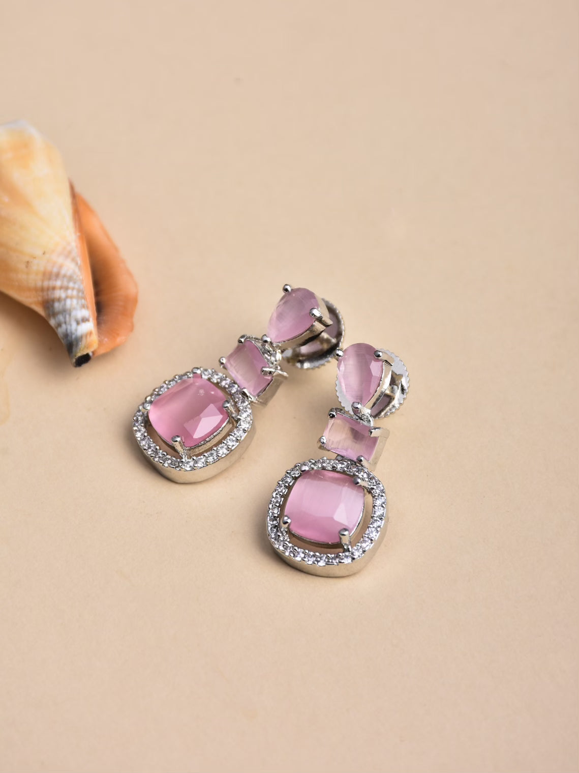 Rosé Chic Earrings