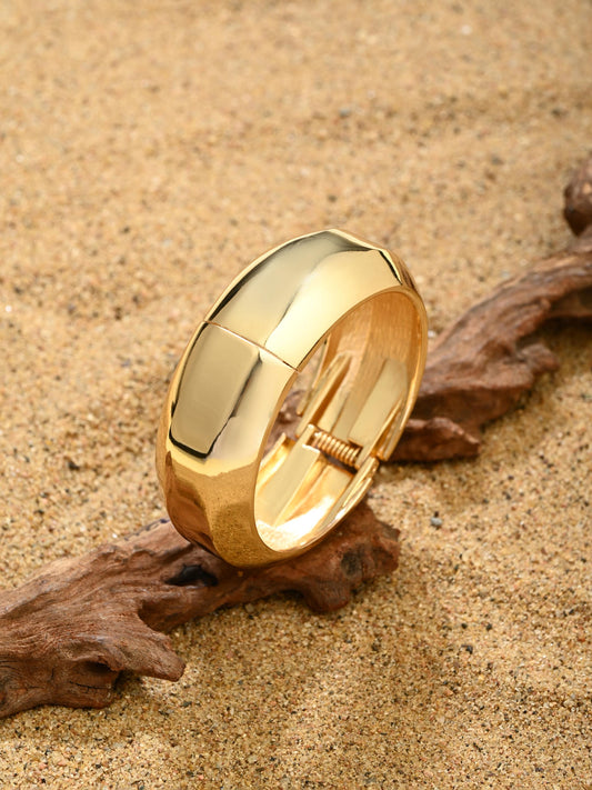 Modern Chunky Gold Fashion Bangle