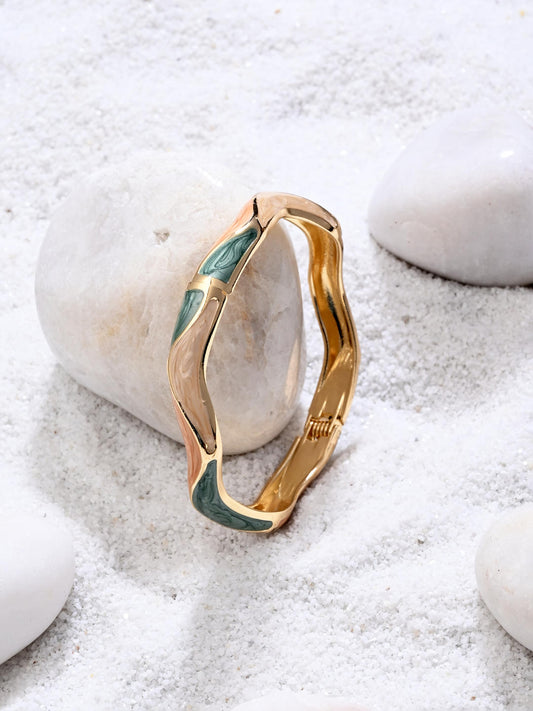 Enamel Ripple Wave Bangle – BEIGE