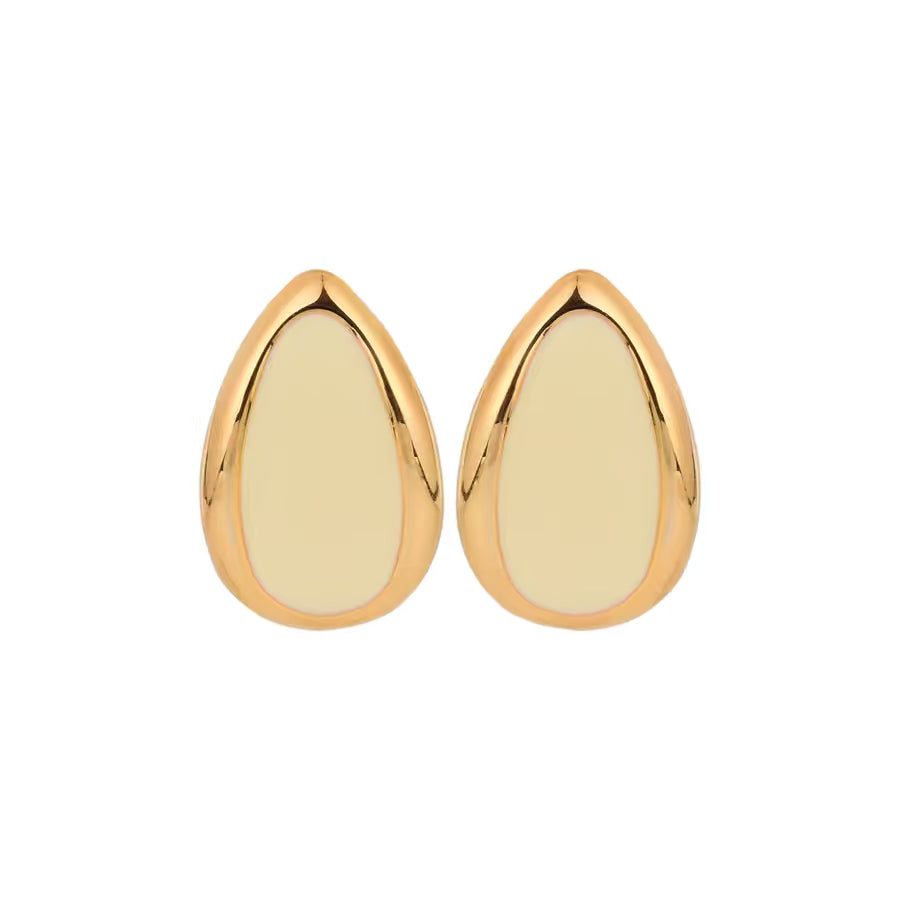 Pearl White Stud Earring