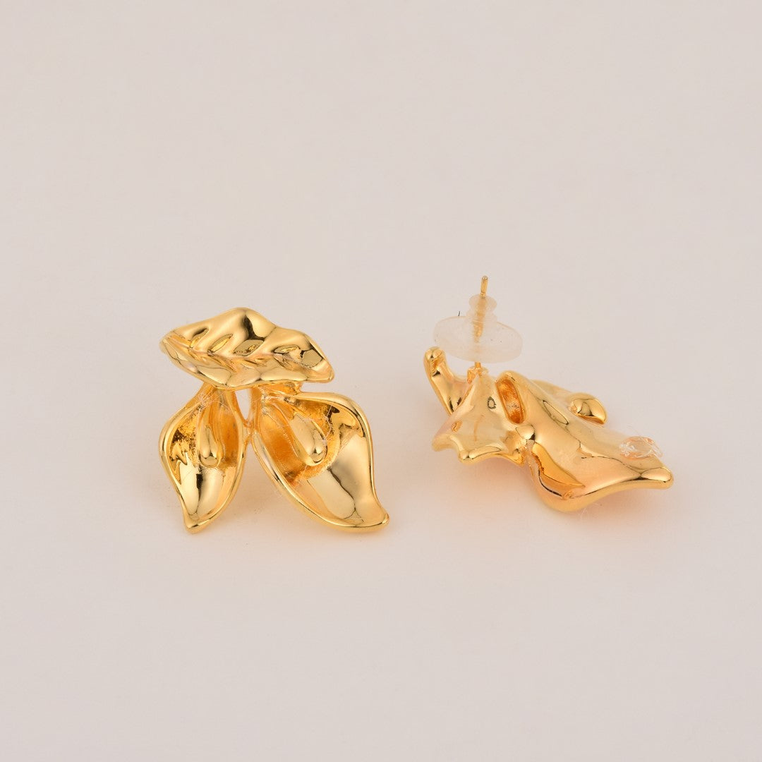 Gold Leaf Shape Earring
