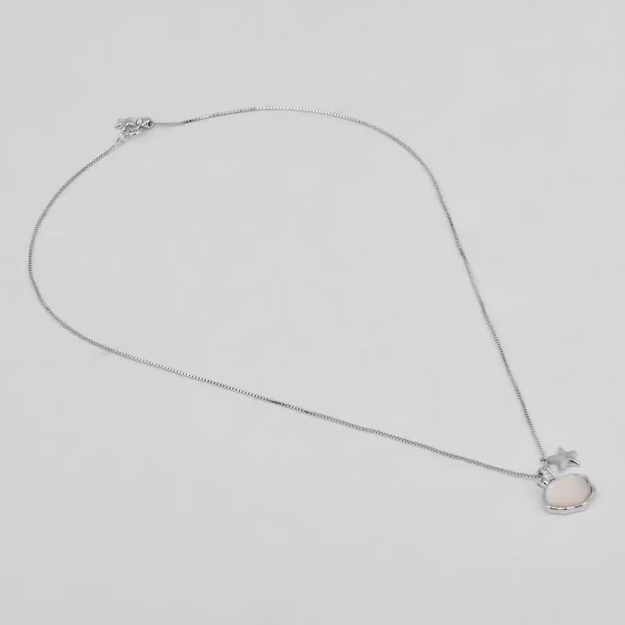 Shell & Star Pendant Necklace
