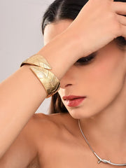 Leaf Gold Bangle