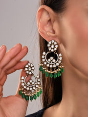 Emerald Green Kundan Earrings