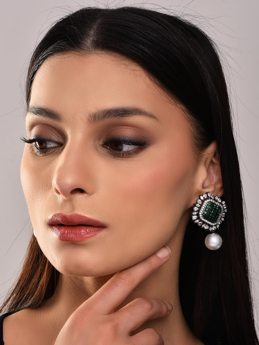 Emerald Pearl Drop earrings