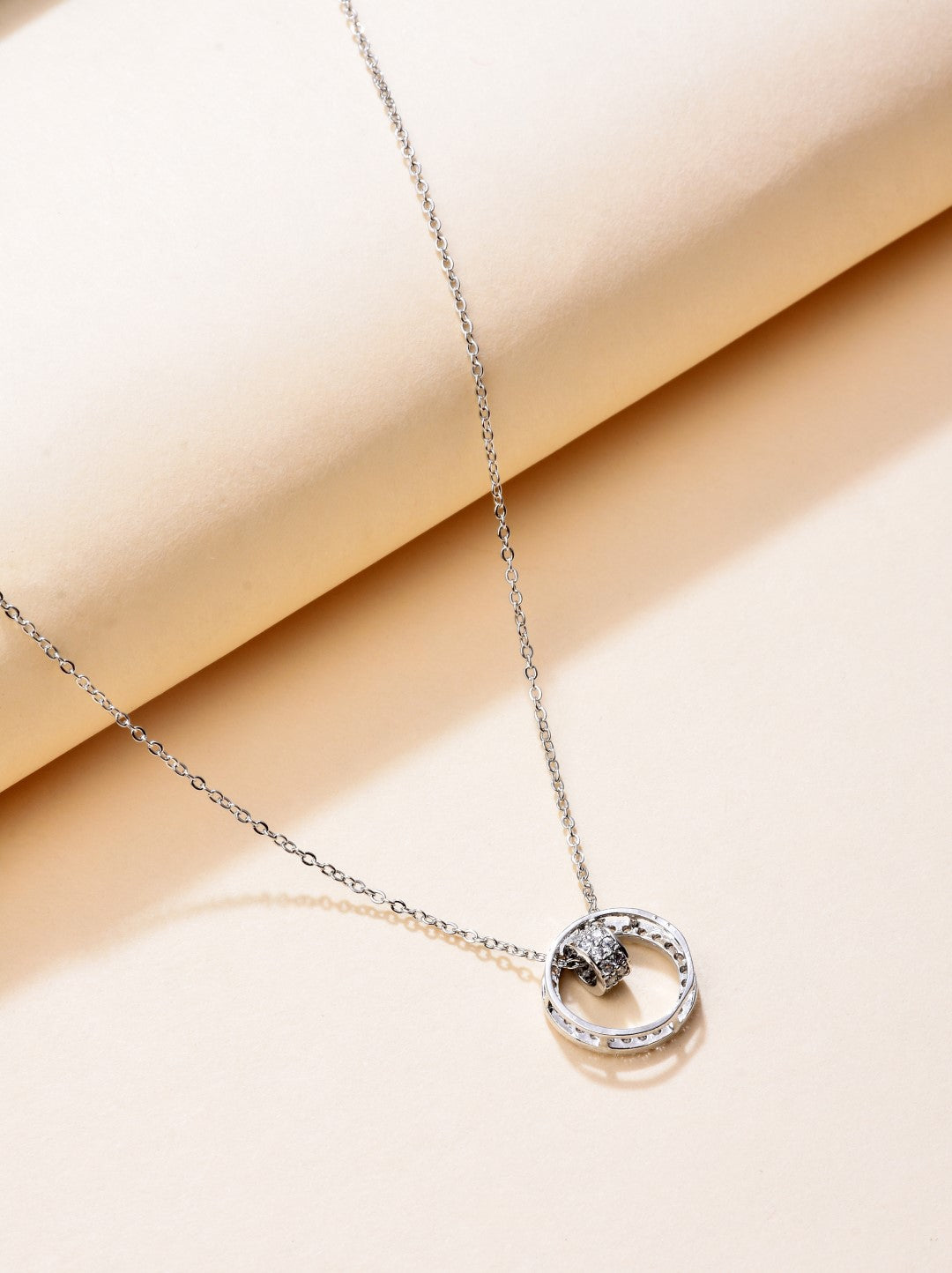 Circle Shaped Ad Stone Pendant Necklace