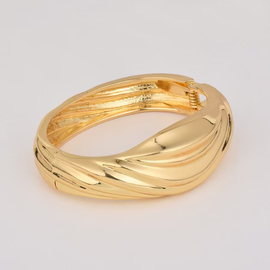 Waved Gold Bangle