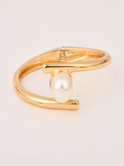 Pearl Gold Bangle