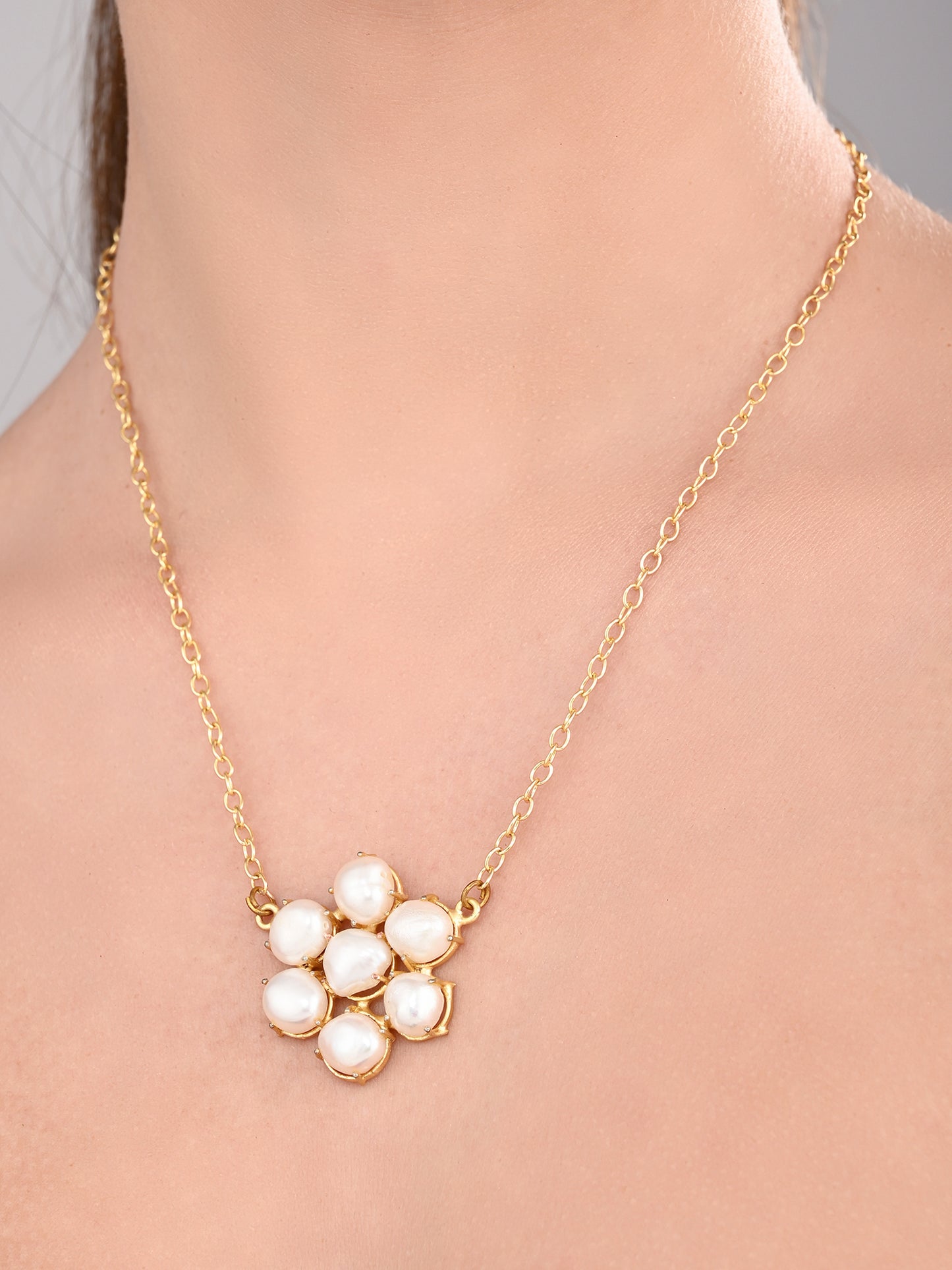 Pearl Bloom Pendant Necklace