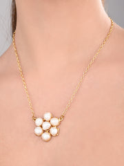 Pearl Bloom Pendant Necklace