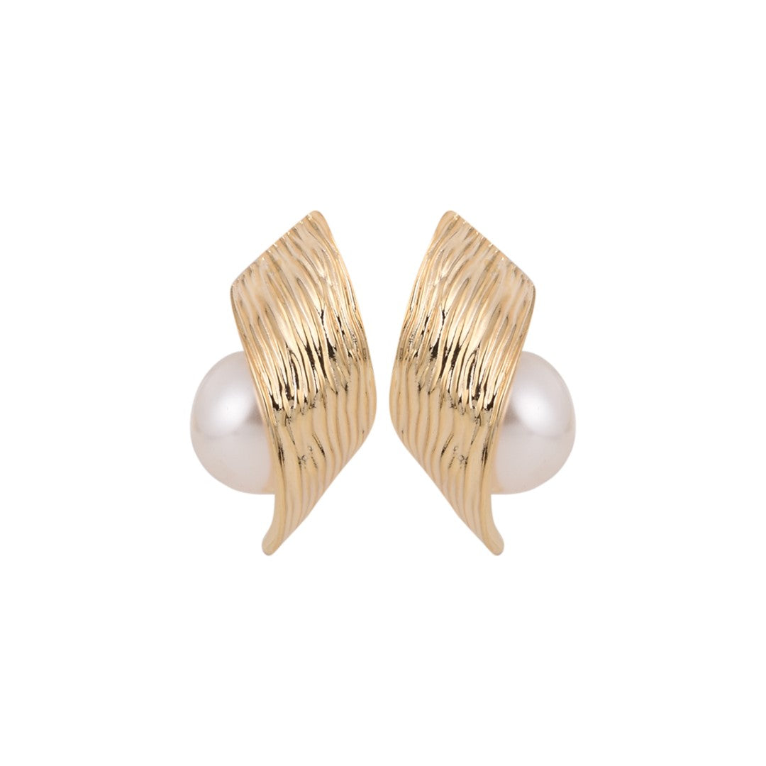 Pearl Stud Earring