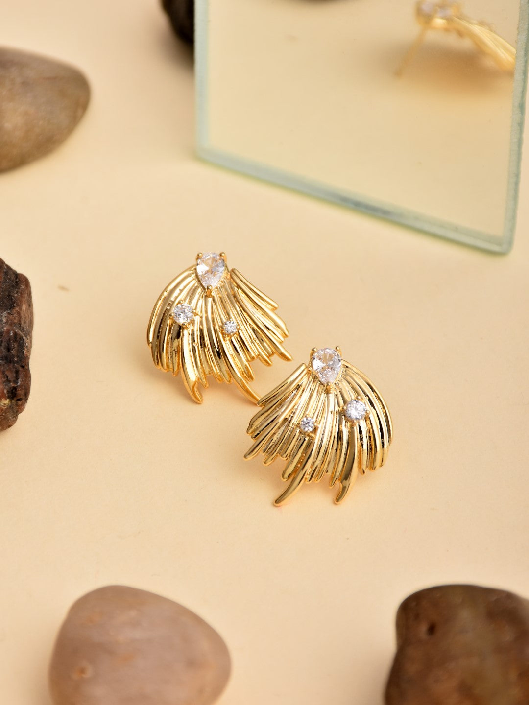 Modern Wing Earring in Gold