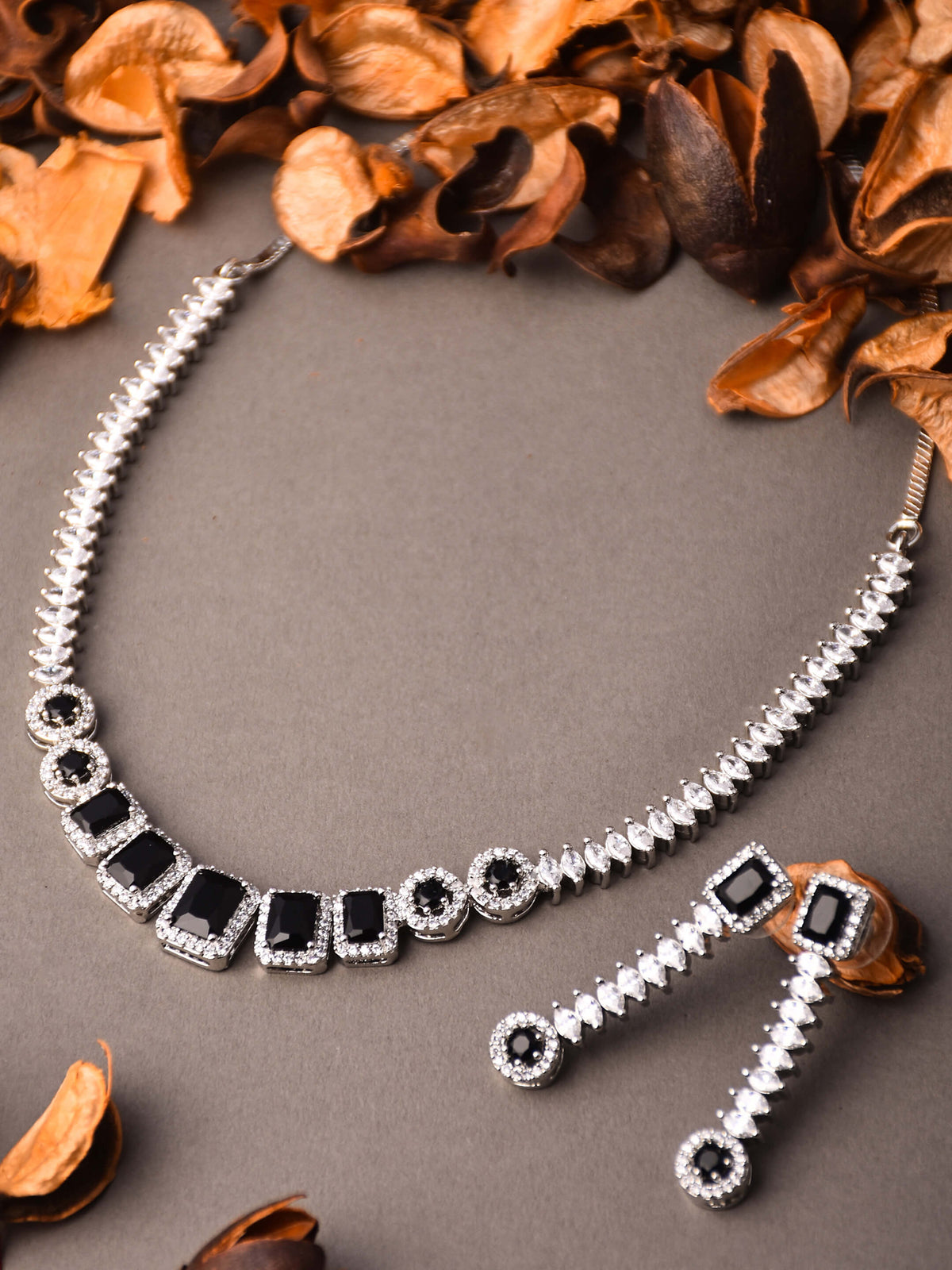 Black Sparkle Necklace with Drop Earrings