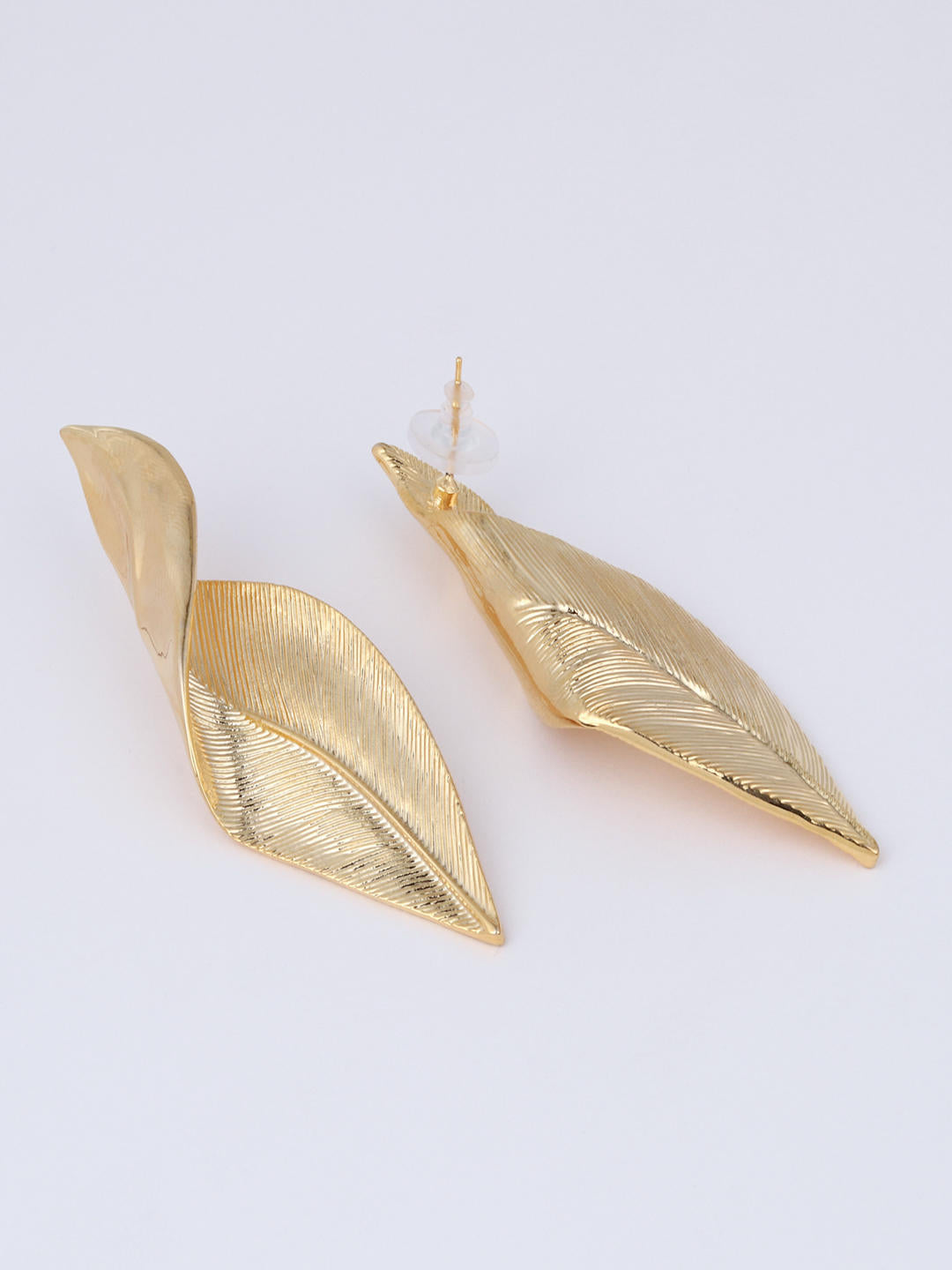 Gold Twirl Leaf shape Earring