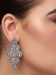 Silver Glimmering Earring