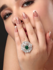 Victorian Emerald green Ring