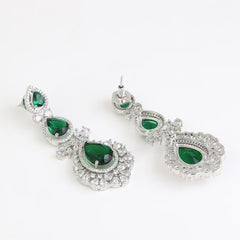 Emerald Embrace Necklace Set